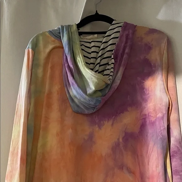 BiBi Multicolor Tie-Dye Hoodie Blouse - Picture 8 of 9